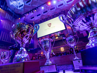 영상을 보려면 클릭하세요